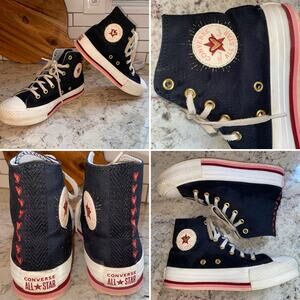 Converse $75 Youth Chuck Taylor Eva Lift
Sneakers Black Pink -US 2 EU 33.5
